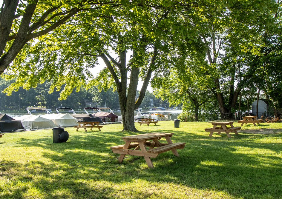 Lobdell Lake Boathouse Marina | Boat Repair | Storage | Winterization