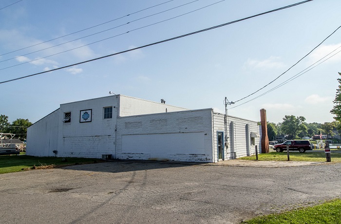 Lobdell Lake Boathouse Marina | Boat Repair | Storage | Winterization